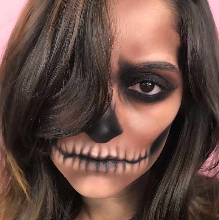 Easy Skull Makeup