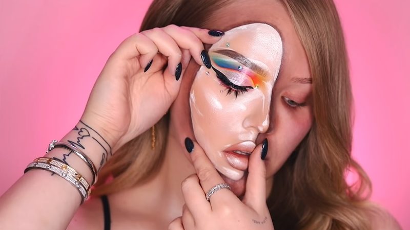 Creative Idea for Halloween Makeup: Illusion Mask