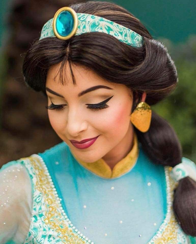 How to Do Princess Jasmine Makeup