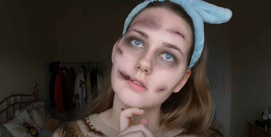 Zombie Makeup for Halloween