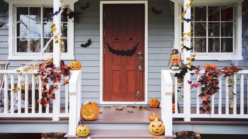 Front Door Decoration Ideas to Make Your House Look Scary