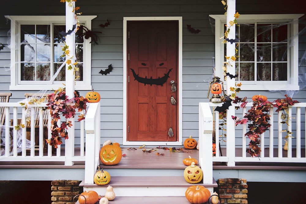 Front Door Decoration Ideas to Make Your House Look Scary