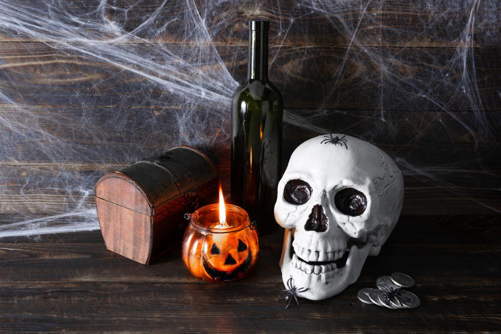 Decorate Your House in Scariest Way for This Halloween