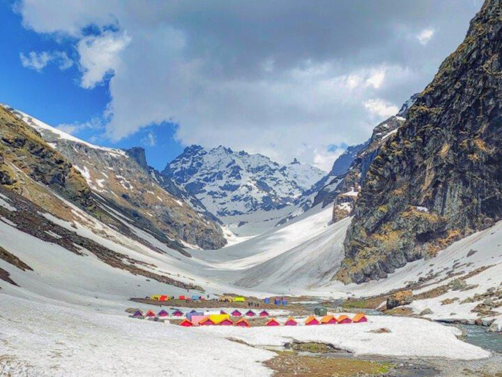 Uncover the beauty of Himachal Pradesh with the Hampta Pass trek 